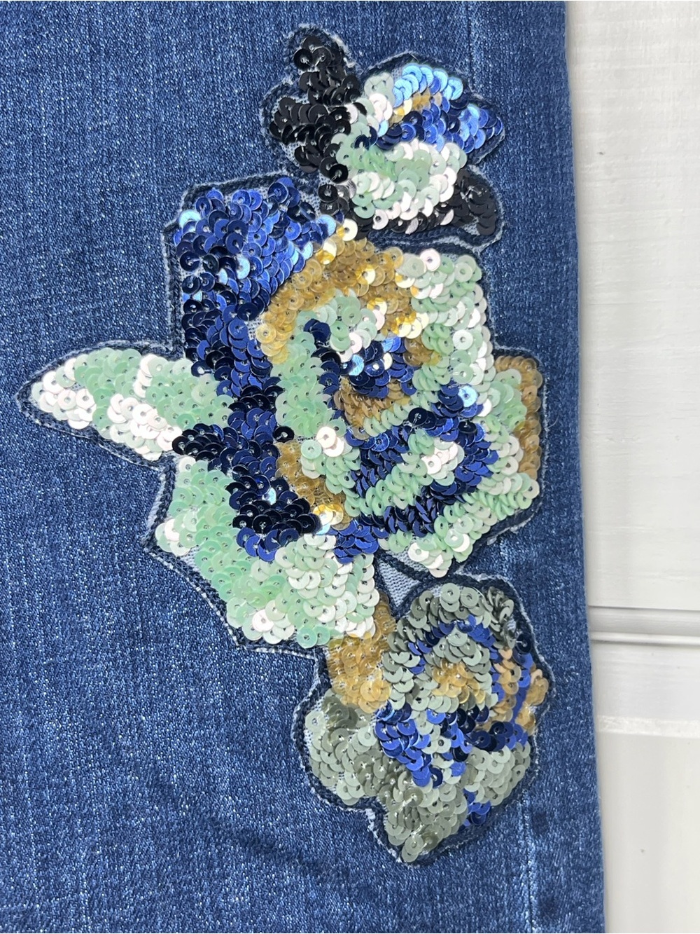 Anthropologie Pilcro and The Letterpress Sequin Slim Boyfriend Jeans Size 27 - Picture 3 of 9